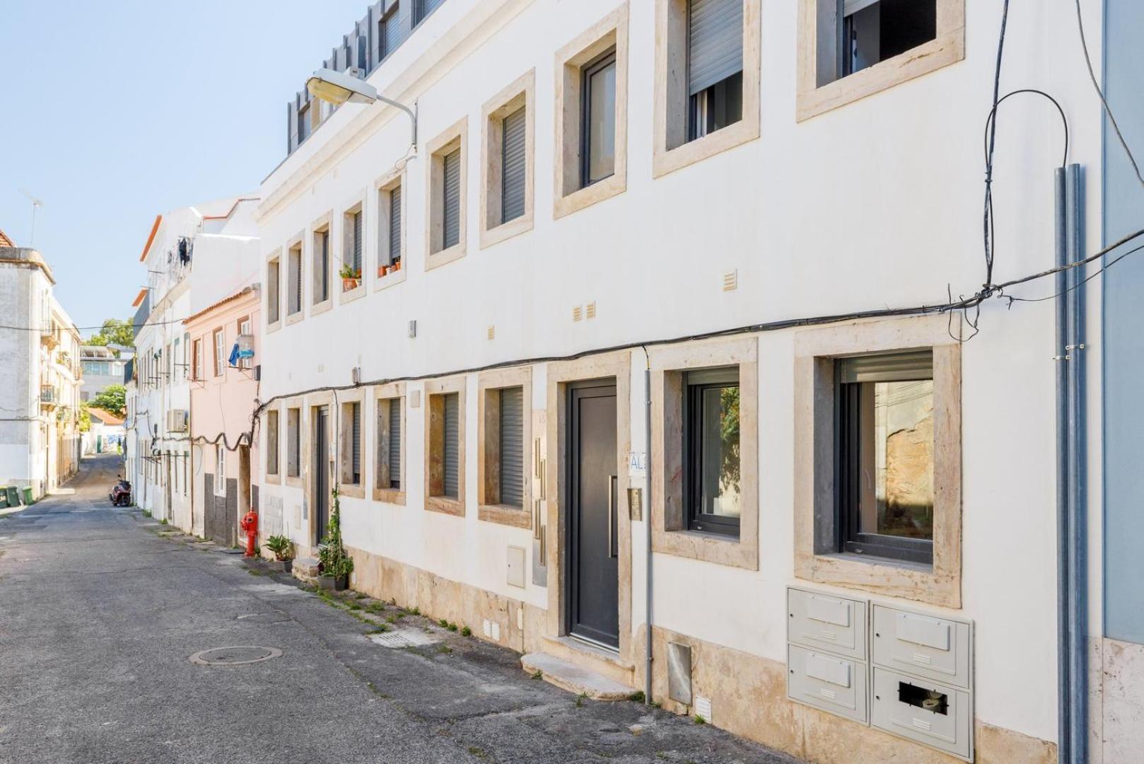 Ferienwohnung Guestready - Minimalist Studio In Downtown Lisboa Exterior foto